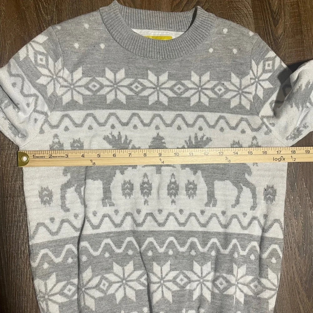 Tipsy Elves Mens Small Grey White Fair Isle Moose Snowflake Winter Sweater Small